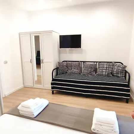 Apartment Antoinette Maison Cefalu
